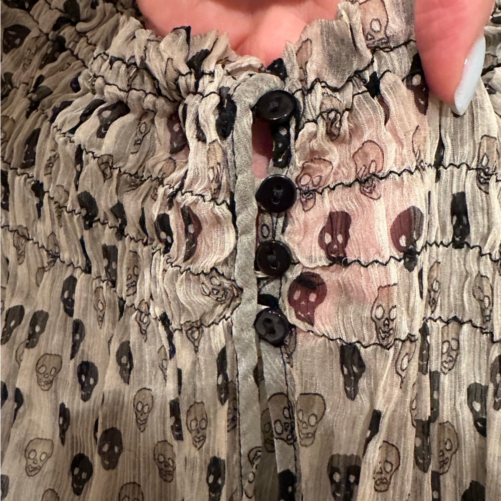 Zara Basic Skull Print Off-The-Shoulder Smocked Blouse - Picture 10 of 10